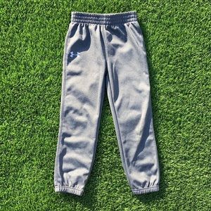 Under Armour joggers // Boy’s Size 6 // Grey